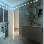 Luminoso En El Corazon De 아파트 *